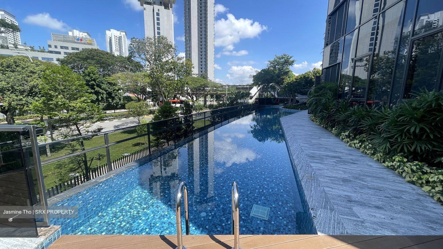 Van Holland (D10), Condominium #434483761